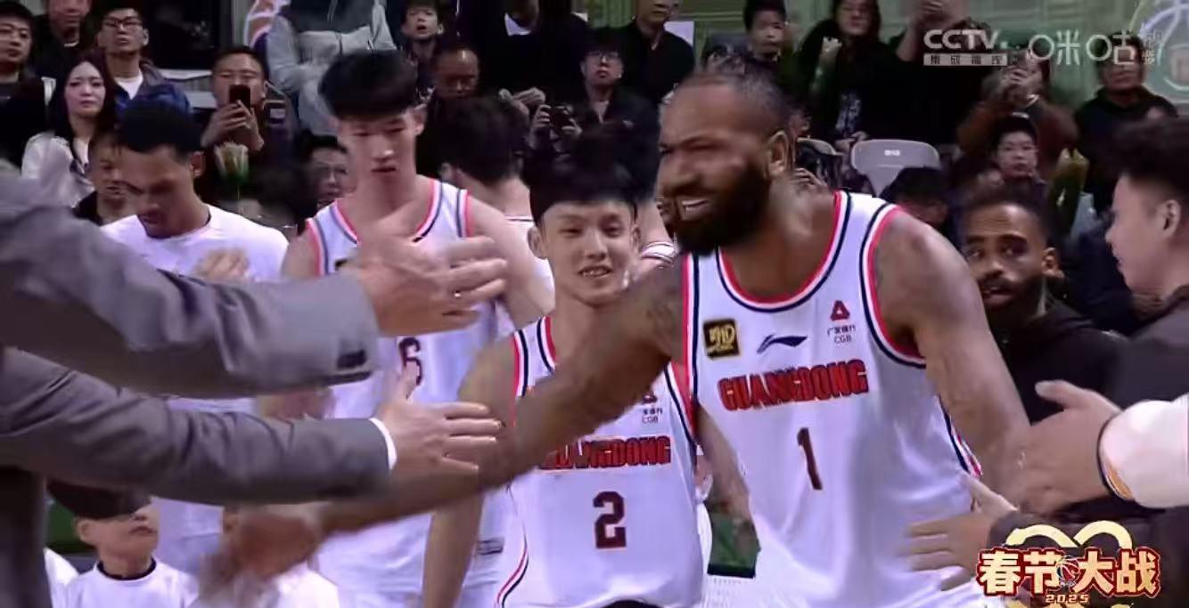 江苏队迎战广东，决心争取胜利