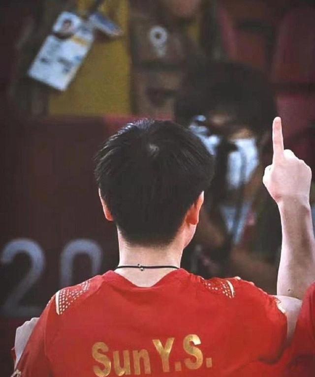 丹麦运动员勇攀高峰，闪耀赛场