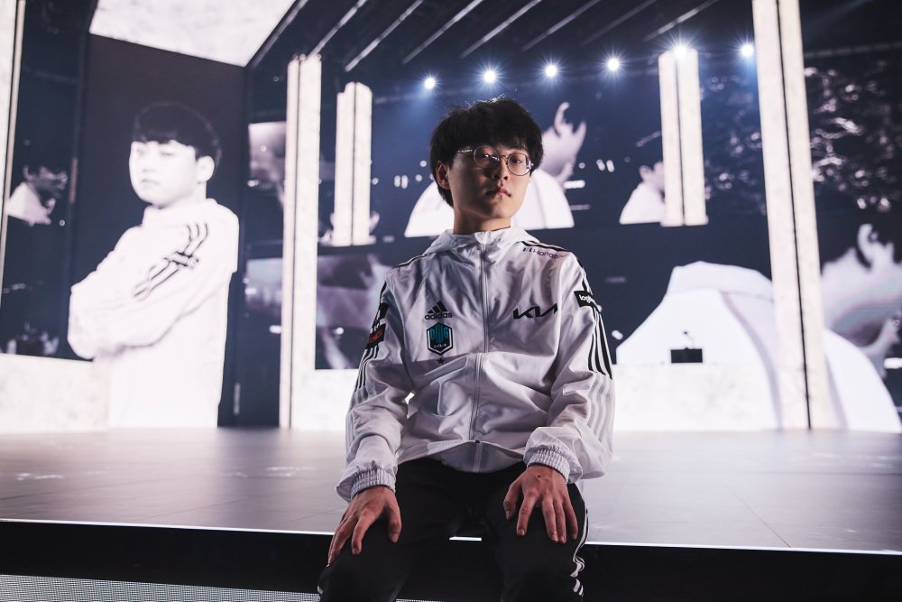 关于T1力克TSM，ShowMaker开启传奇时刻宿命之战成都决赛之夜，锁定晋级资格的信息