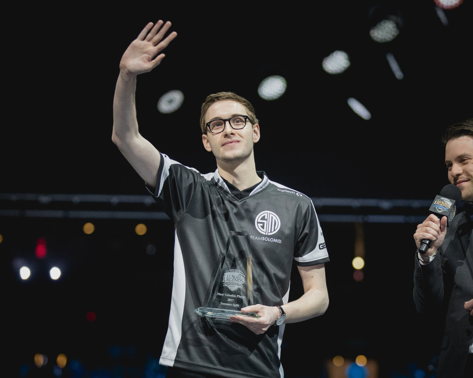 TSM血洗NS，Xiaohu单局斩获MVP峡谷大战小组赛，引爆全场热议