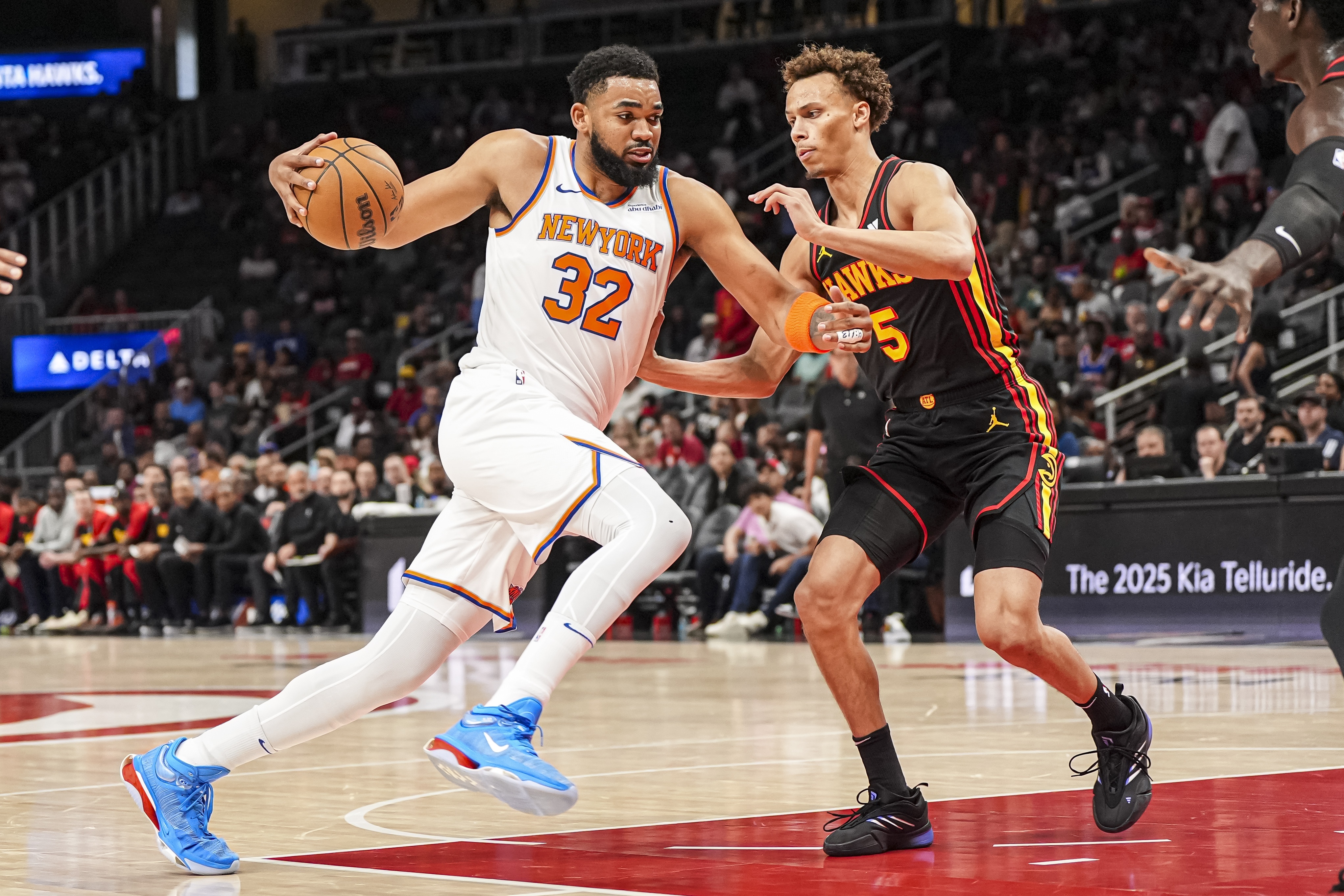 尼克斯球员合力防守获得胜利