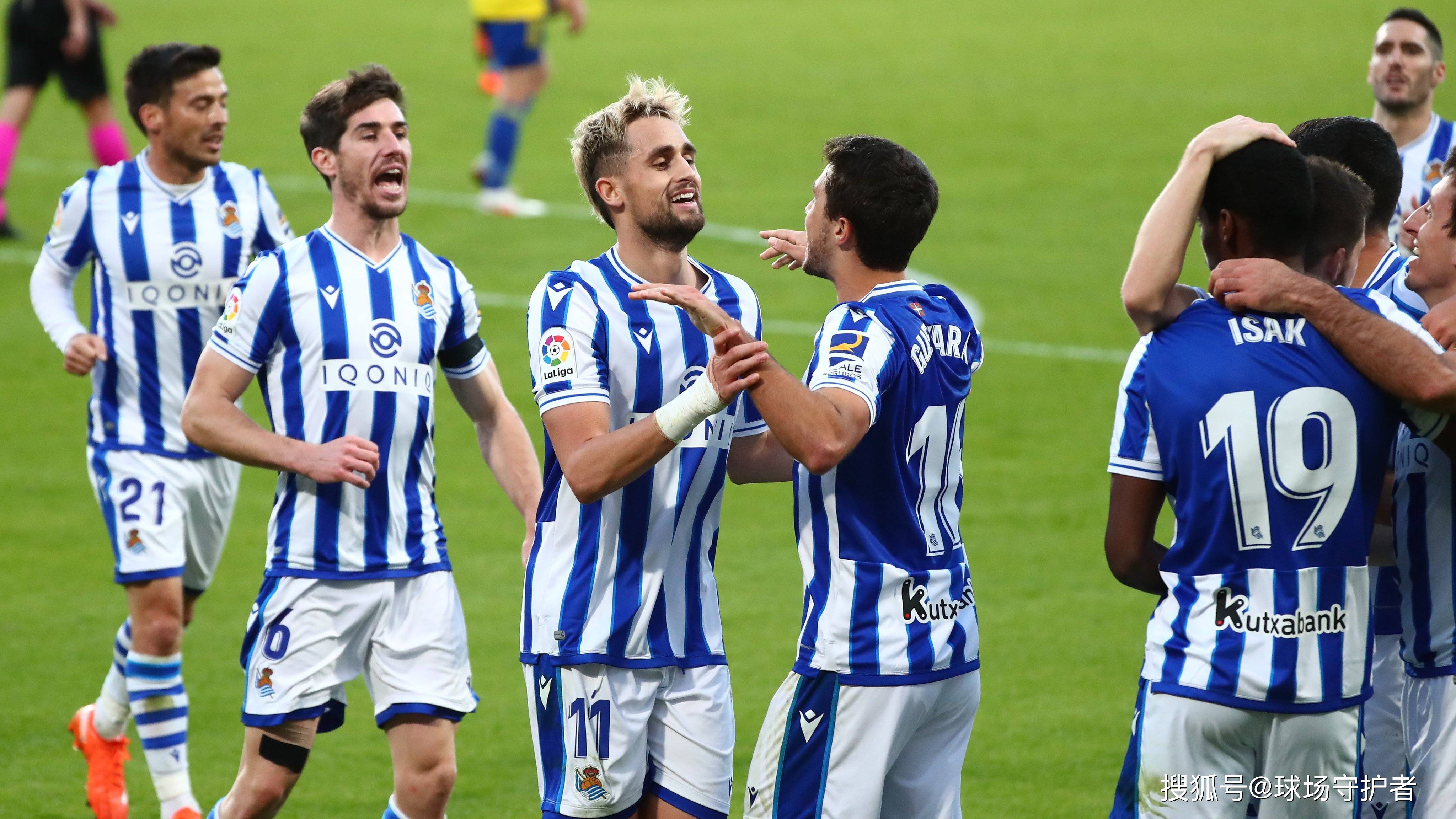 巴拉多利德主场击败塞维利亚