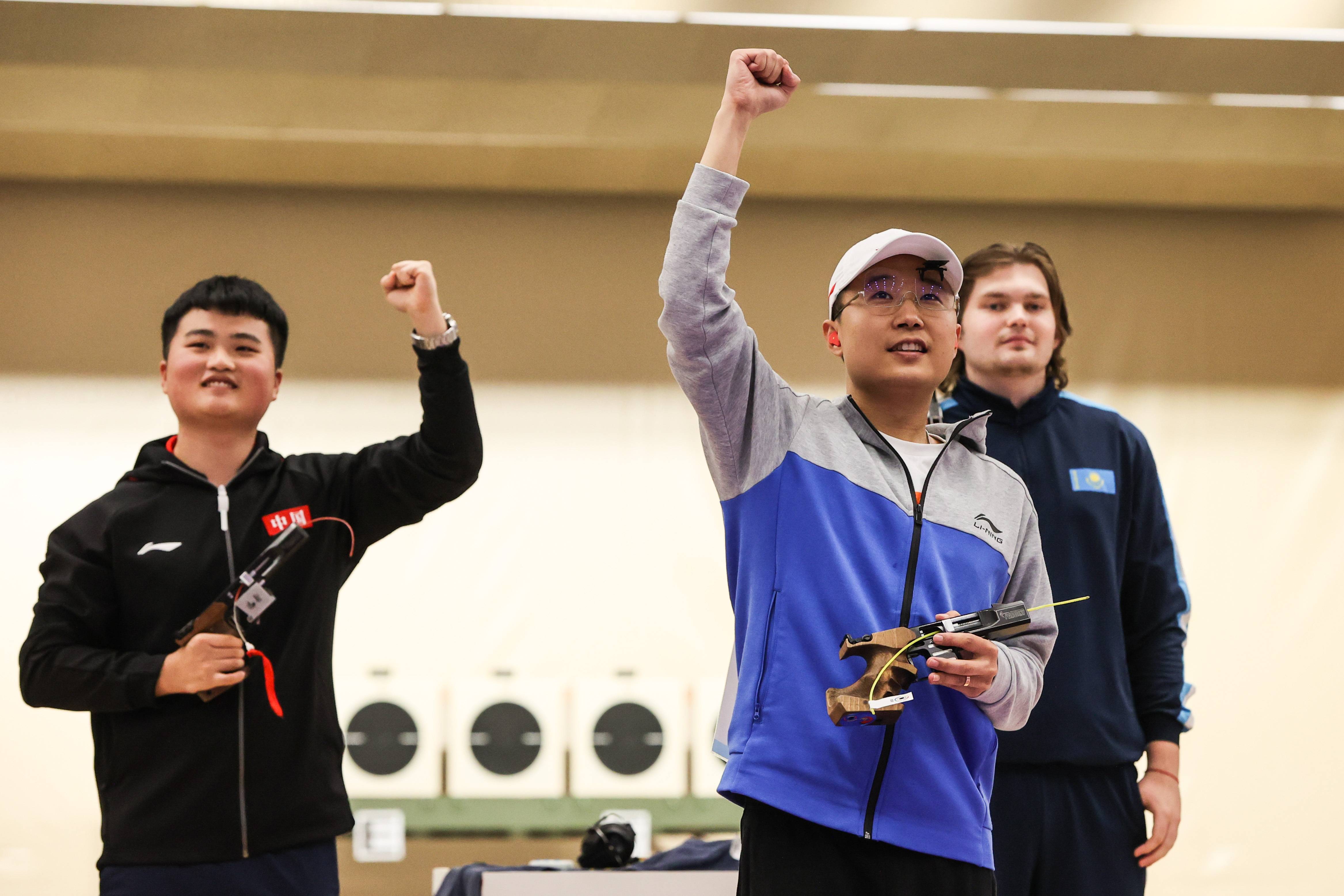 越南选手全力以赴，实现历史性飞跃的简单介绍