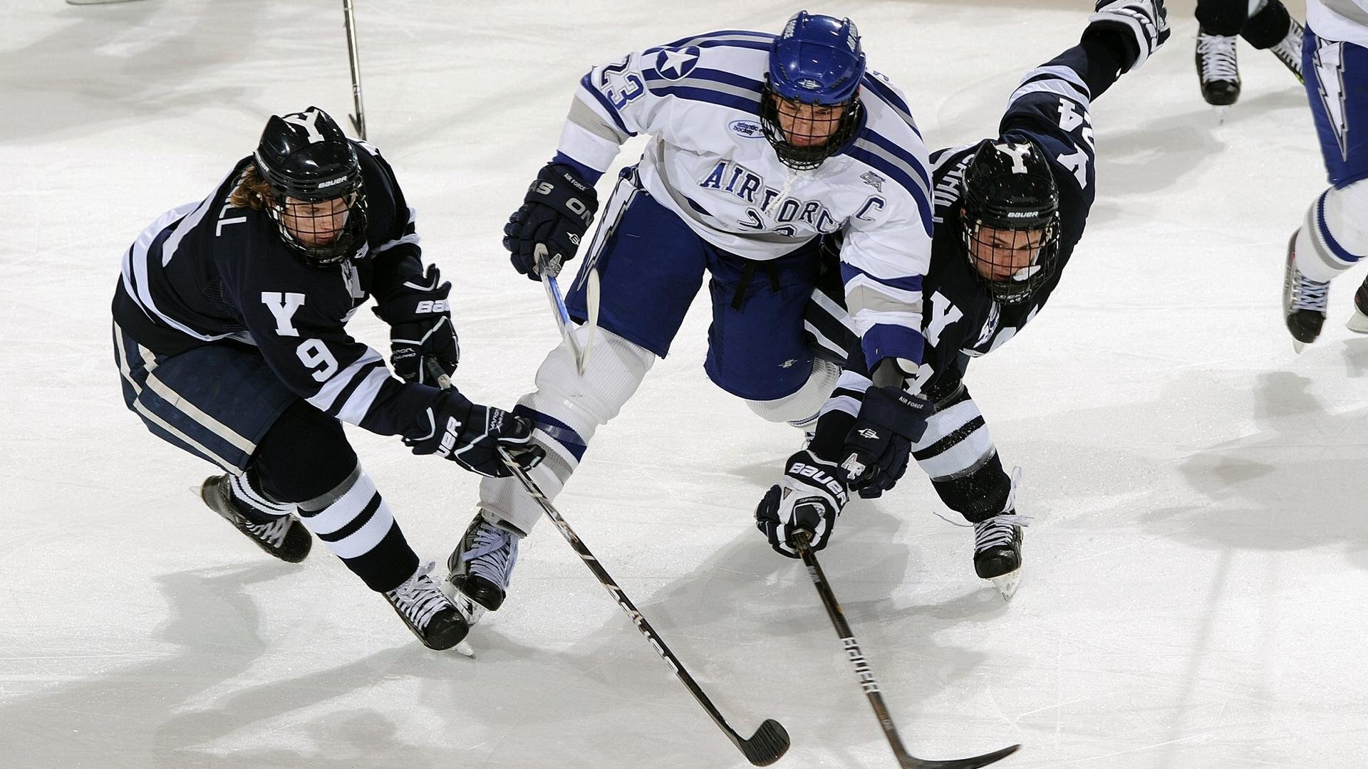 PG电子官方-国家德比之夜，英格拉姆的另一种梅开二度